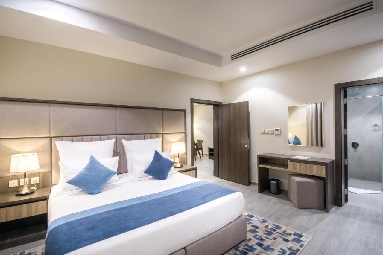 Enala Hotel - Эль-Хубар Экстерьер фото