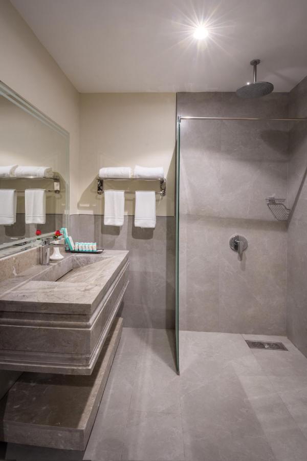 Enala Hotel - Эль-Хубар Экстерьер фото