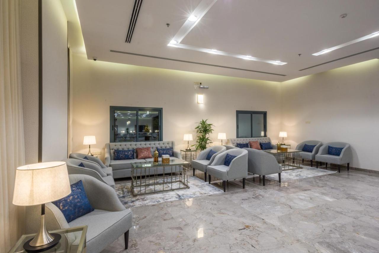 Enala Hotel - Эль-Хубар Экстерьер фото